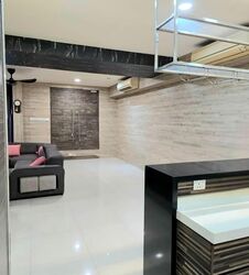 Highland Road (D19), Terrace #540602291